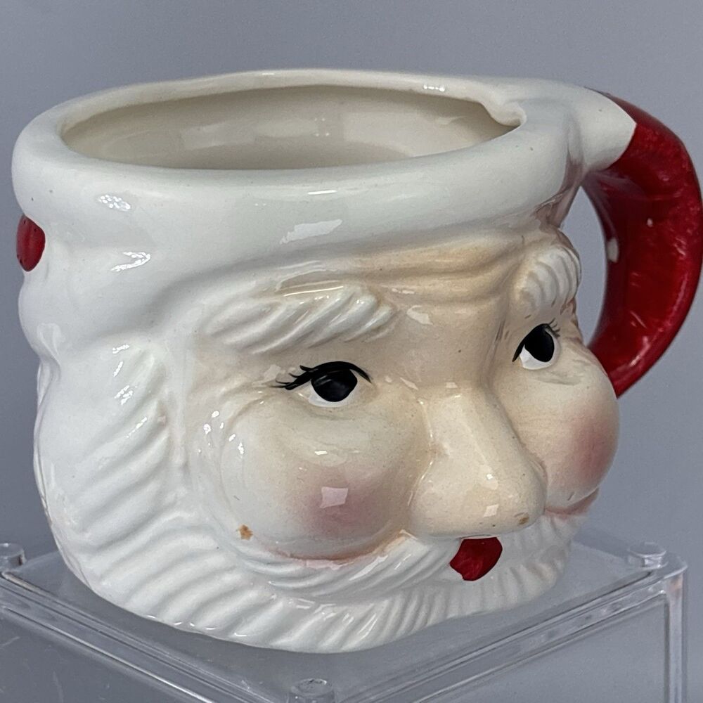 Vintage 8 oz Santa Claus Mugs Made in Taiwan Set of 4 Hand Painted - Picture 16 of 16